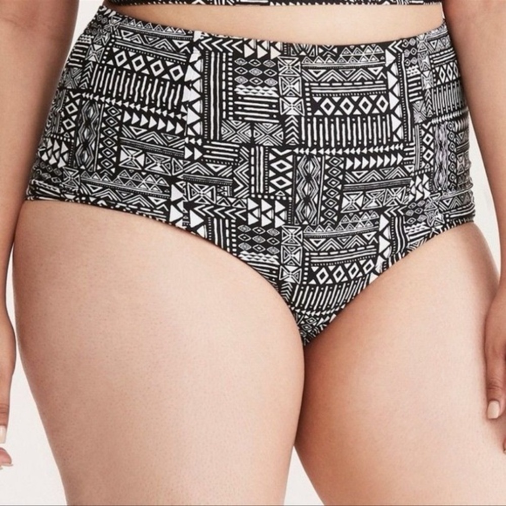 Black and White Geometric High-Waisted Bikini Bottom